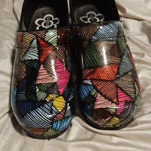 Sanita Slip-Resistant Clogs